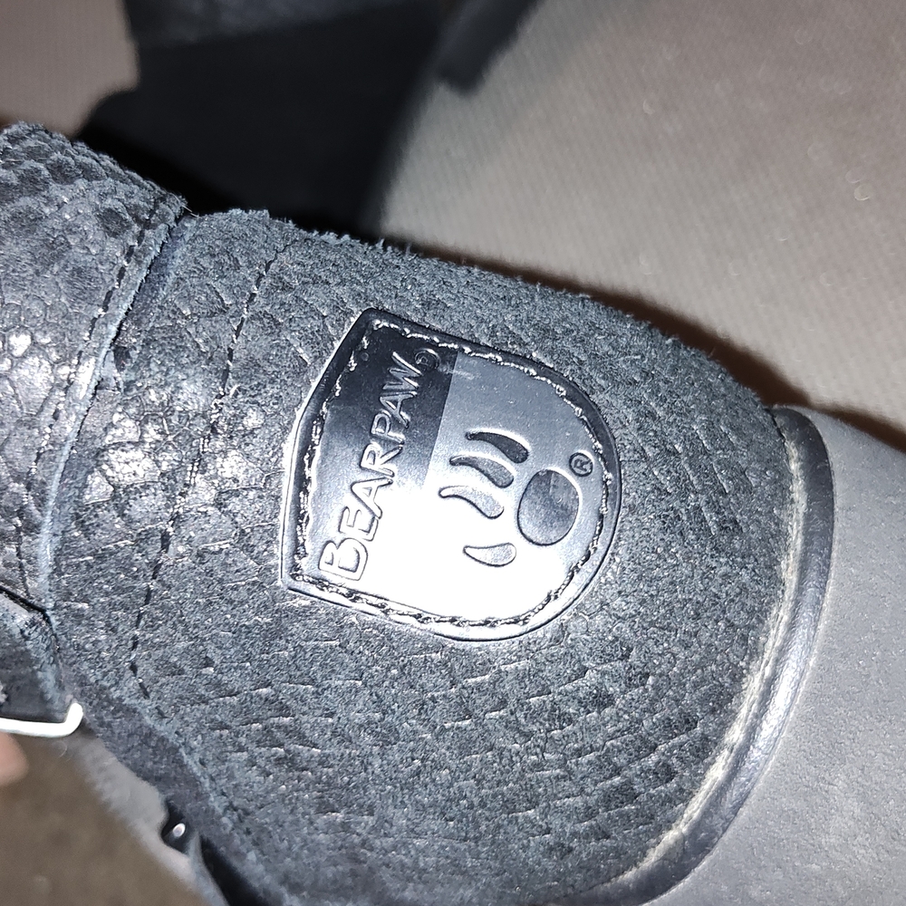 Bearpaw Black Men's Shoes